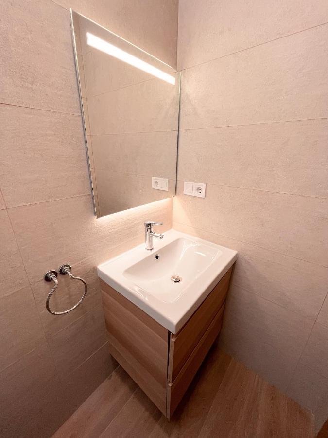 Habitacion En Vivienda Centrica Bilbao Daire Dış mekan fotoğraf